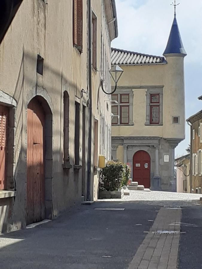 7042Douce Nuit Otel Saint-Germain-Laval  Dış mekan fotoğraf