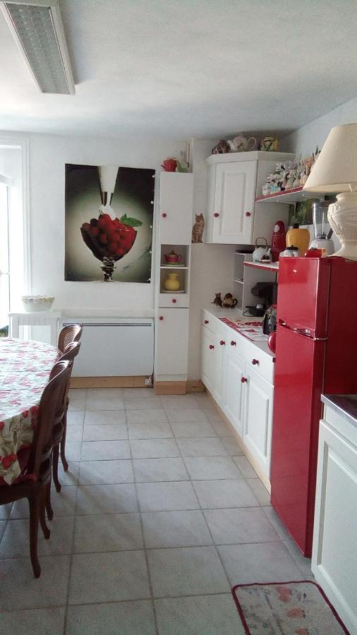 7042Douce Nuit Otel Saint-Germain-Laval  Dış mekan fotoğraf